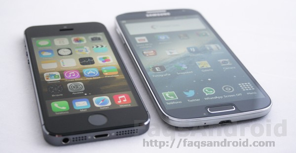 Comparativa en vídeo del iPhone 5S vs Galaxy S4